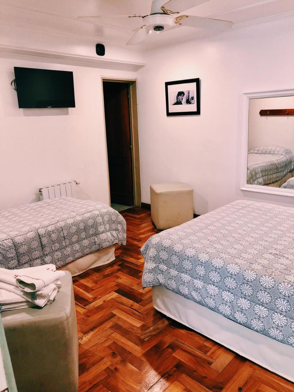Hotel Petit Кордова Экстерьер фото